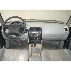 ruiskupuristettu autojen kojelauta